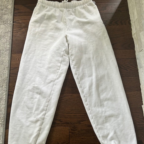 TNA cozy fleece mega sweatpants - Picture 2 of 3